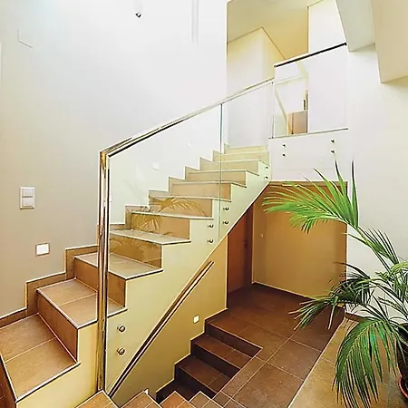 Domus Eleon Vila